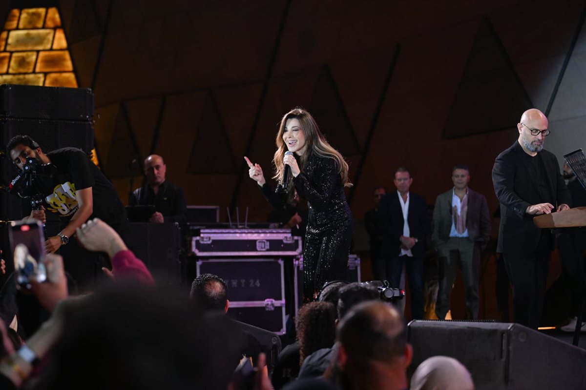 نانسي عجرم في حفل المتحف المصري الكبير