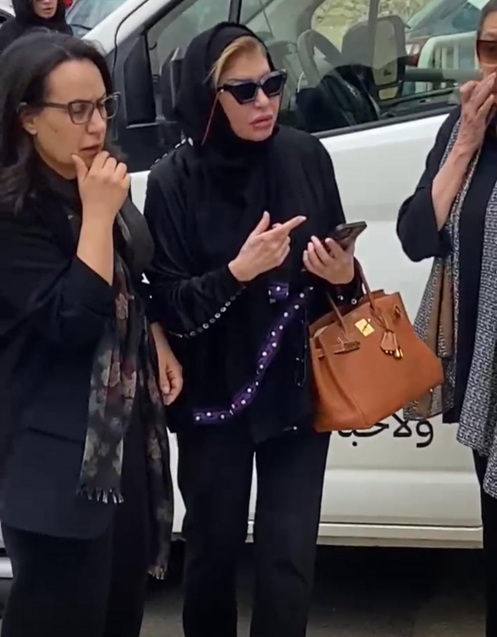 هالة سرحان تشارك في جنازة وليد مصطفى