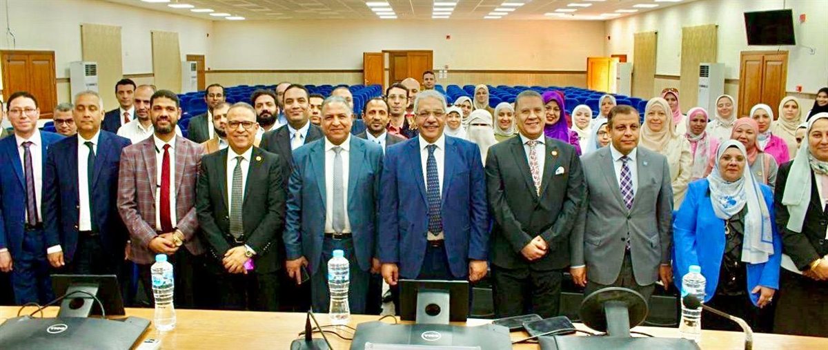 برنامج «المعلّم الريادي»