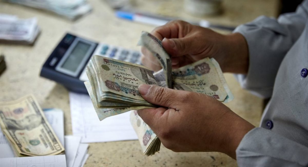 <strong>موعد صرف رواتب شهر مايو 2025 وتفاصيل الزيادة الجديدة</strong>