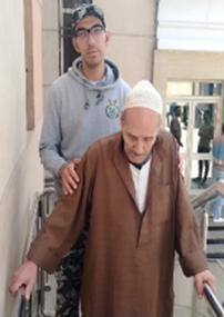 <strong>جانب من المساعدات المقدمة للمواطنين</strong>
