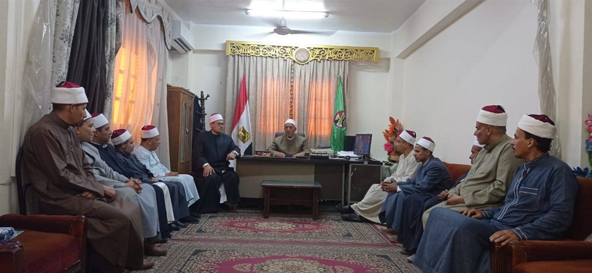 تفاصيل أجتماع وكيل أوقاف الفيوم بالمفتشين ومديري إدراتي مركز جنوب وشمال