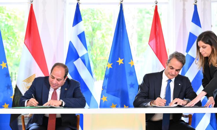 الرئيس السيسي ورئيس وزراء اليونان يوقعان إعلان الشراكة الاستراتيجية