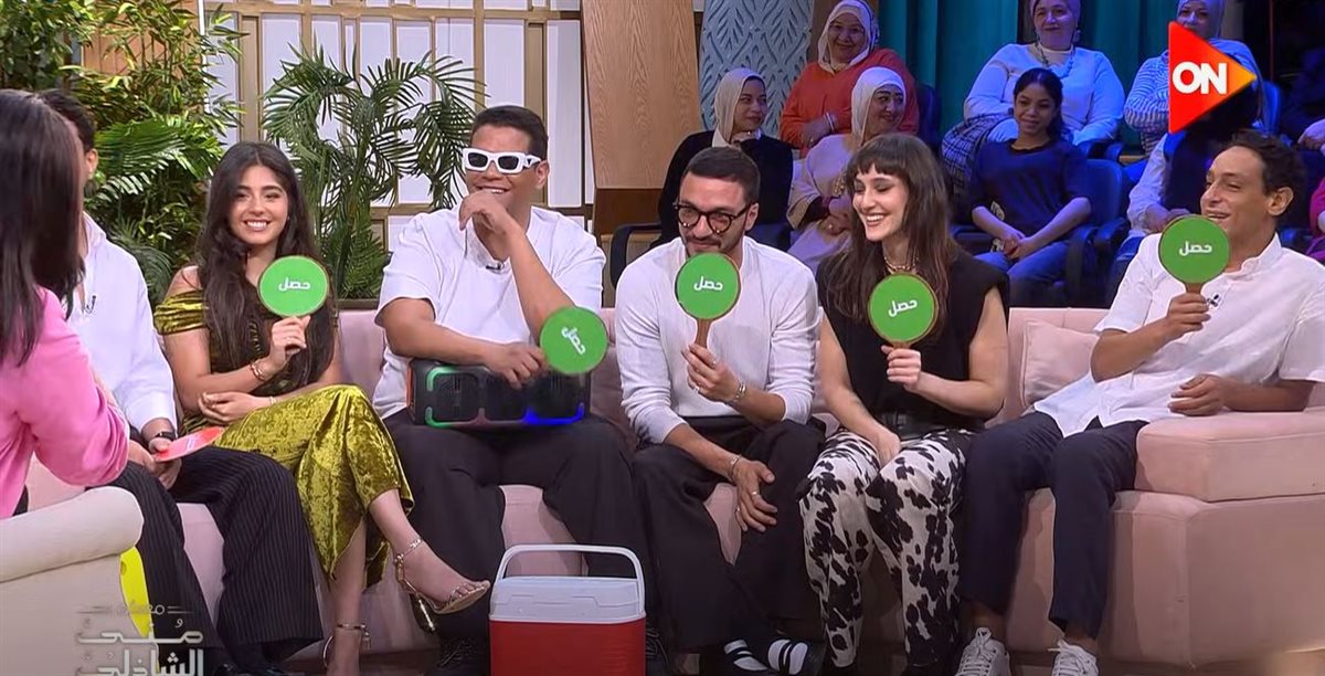 <strong>أبطال مسلسل “نجوم الساحل” </strong>
