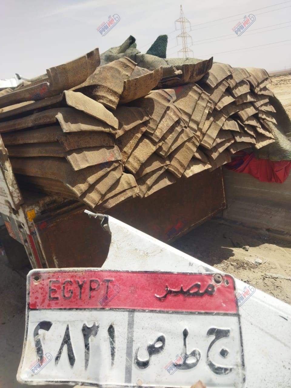 العربة محملة بالفلنكات المسروقة