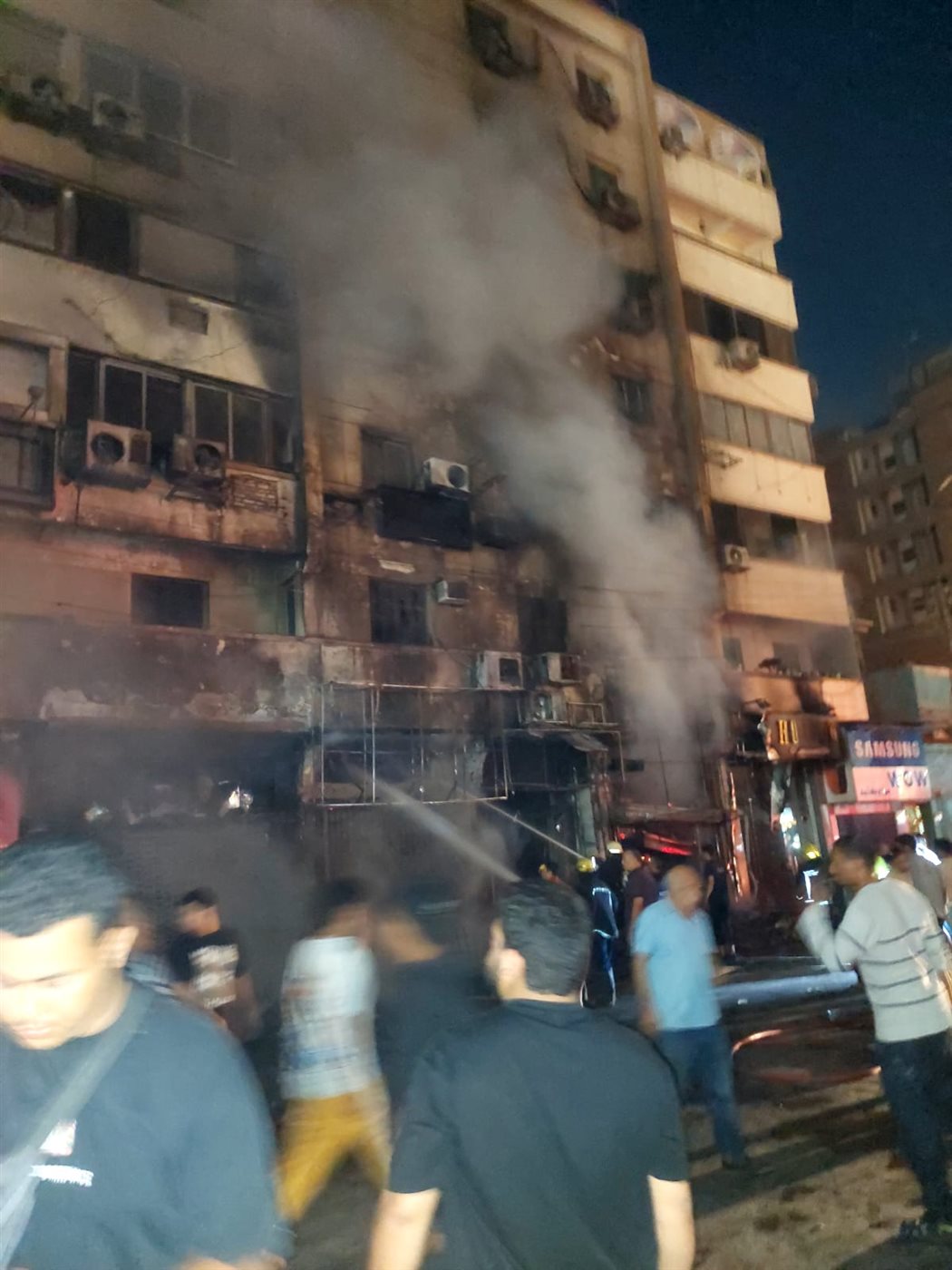 <strong>حريق هائل التهم مطعم سيتي كريب بمنطقة مصر الجديدة</strong>