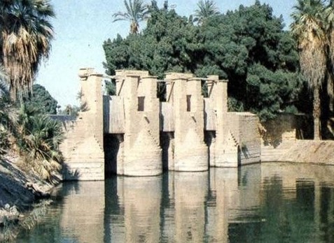قنطرة اللاهون أقدم سد في العالم عمره 4 آلاف سنه بناه أمنمحات