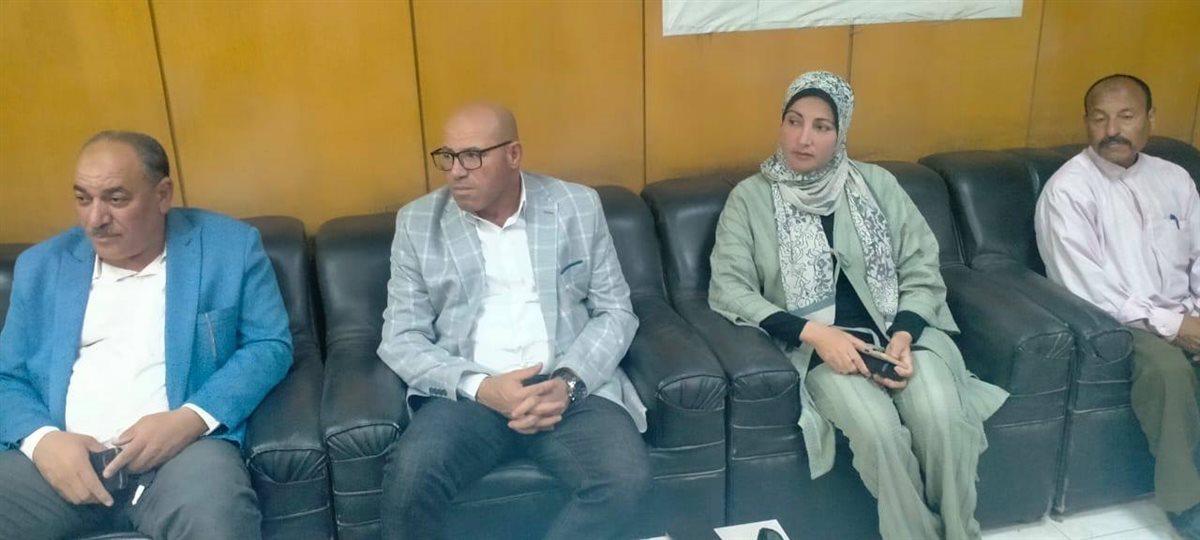 رئيس مدينة طامية: يعقد اجتماعًا موسعًا مع رؤساء الوحدات المحلية ومسؤولي الأملاك