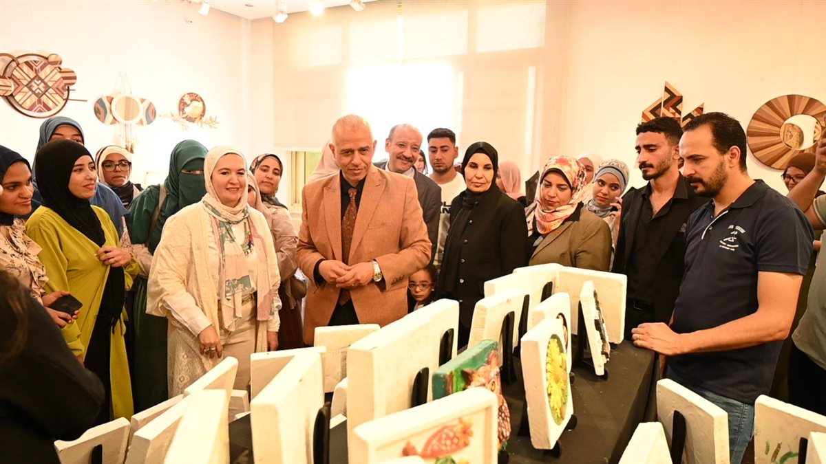 افتتاح المعرض الطلابي