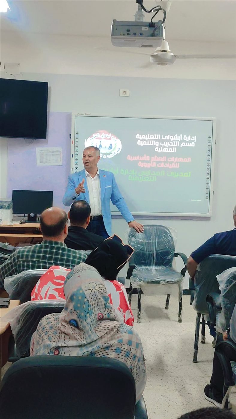 تدريب رؤساء اللجان والمراقبين الأوائل لأمتحانات الشهادة الإعدادية بأبشواي