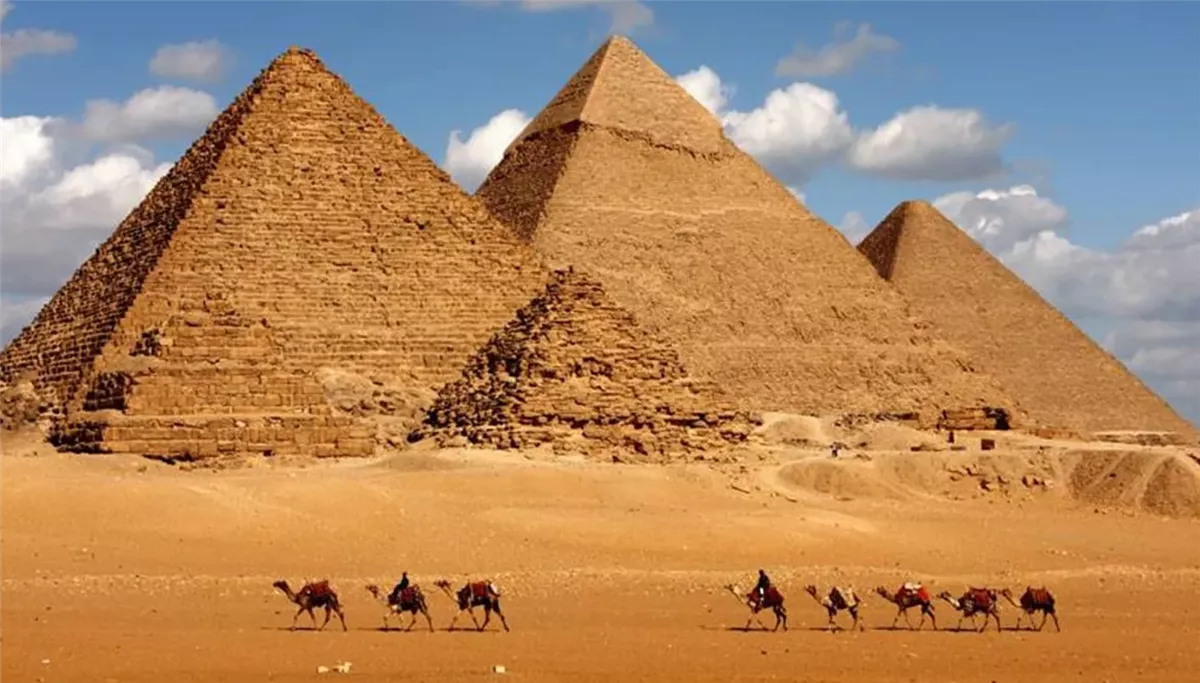 أهرامات الجيزة