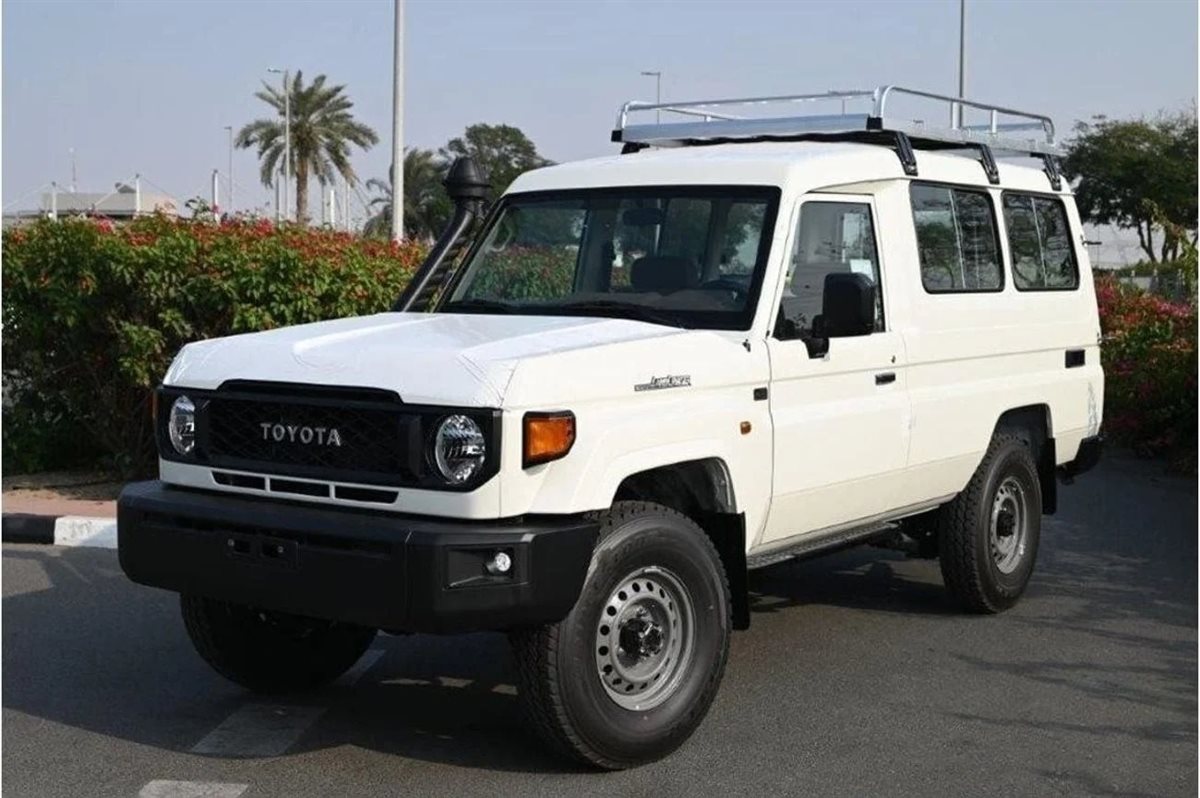 <strong>سيارة Toyota Land Cruiser Hardtop موديل 2025</strong>
