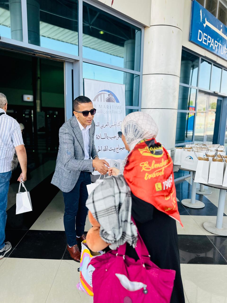 أولى أفواج الحج البري من ميناء نويبع البحري