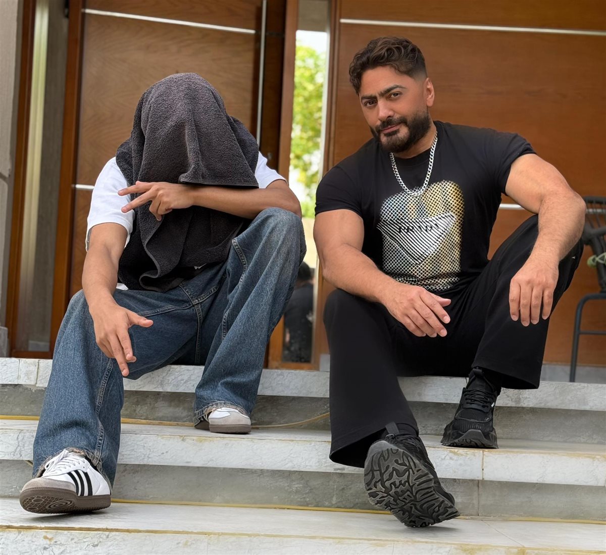 تامر حسني والمطرب الشعبي