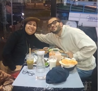 أيمن وشقيقة أحمد مكي 