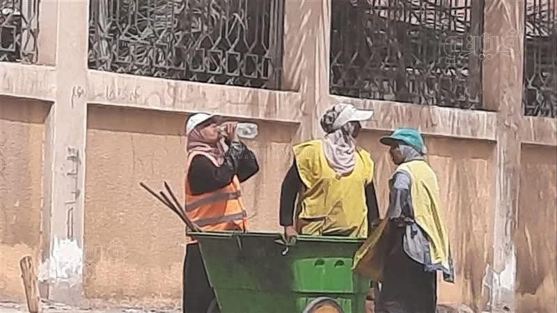 سقيا الماء وتظليل الأماكن الحارة من أعظم الصدقات