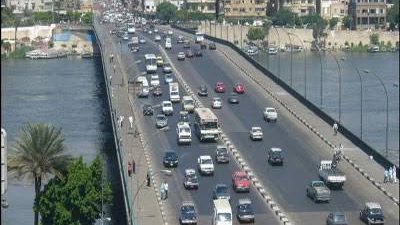 بسبب الميراث ..شاب يقفز من أعلى كوبرى عباس ورجال المسطحات ينقذوه 