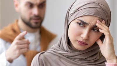 كم عدد الطلقات التي يملكها الرجل وما أنواعها ولماذا الثالثة بائنة؟