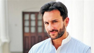 6 طعنات بالجسد| سيف علي خان يتعرض للسرقة.. ماذا حدث؟