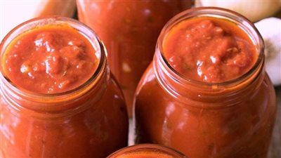 طرق تفريز الطماطم لرمضان... استغلي سعرها الرخيص