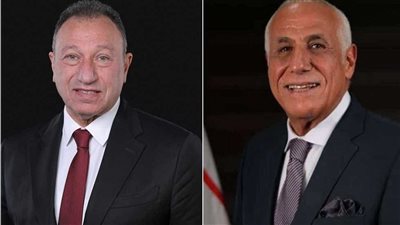 20 يوما .. ناقد رياضي يفتح النار على مجلسي الأهلي والزمالك 