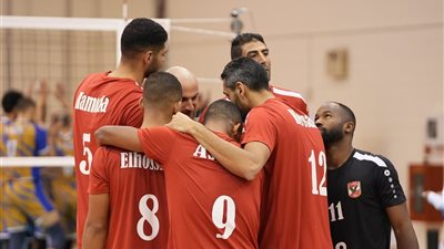 الأهلي ينجو من كمين الشرطة القطري ويتصدر مجموعته بالبطولة العربية للطائرة