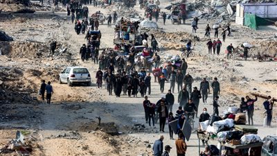 مع عودة الغزيين إلى ديارهم... بدء البحث المروع عن الجثث تحت الأنقاض