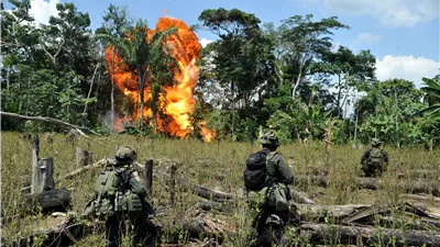 كولومبيا تشتعل من جديد..اشتباكات عنيفة تعيد شبح الحرب الأهلية