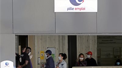 البطالة في فرنسا... نتاج أزمة سياسية أم بداية لتدهور اقتصادي طويل الأمد؟