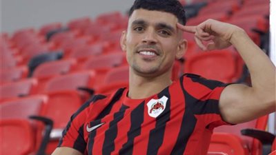 الأهلي يقدم بن شرقي لجماهيره بعد تدخل الخطيب..  ما هي تفاصيل الصفقة؟ 