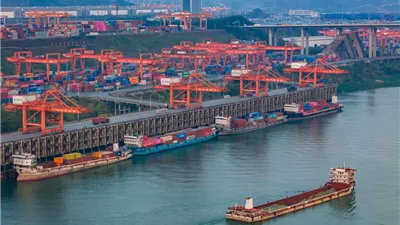 تأثير قرارات ترامب بفرض 50% على النحاس وتهديده ب 200% على  الاقتصاد المصري