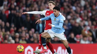 بعد هزيمة مانشستر سيتي.. ما هو تقييم مرموش أمام أرسنال؟