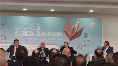 المستشار محمود فوزي: المشاورات مستمرة مع القوى السياسية لاختيار النظام الانتخابي الأمثل