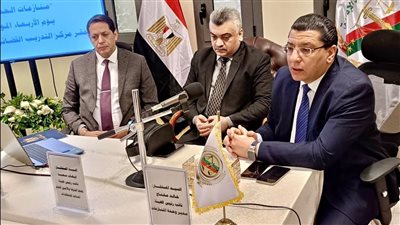 حلقة نقاشية حول 