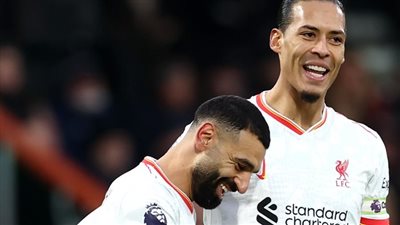 آرني سلوت يعلن تشكيل ليفربول لمواجهة توتنهام .. شاهد 