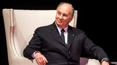  تنفيذًا لوصيته.. تفاصيل دفن الأمير كريم الأغا خان في أسوان