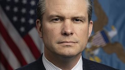 وزير الدفاع الأمريكي: استرجاع الأراضي الأوكرانية المحتلة وهم