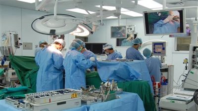 جمال السعيد: غرفة العمليات حساسة والطبيب بحاجة إلى تأهيل نفسي