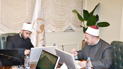 وزير الأوقاف يبحث تطوير العمل الدعوي والإداري في بني سويف