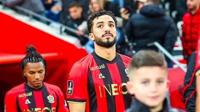 الأهلي يدرس استعارة محمد عبد المنعم من نيس الفرنسي في يناير