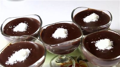 طريقة عمل المهلبية بالشيكولاتة في المنزل بسهولة تامة