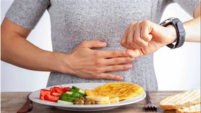 استشاري تغذية علاجية توضح فوائد الصيام المتقطع  في تحسين الصحة