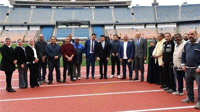 وزير الرياضة يُعلن خطة التطوير الشامل لاستاد القاهرة قبل مباراة القمة