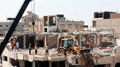 محمد حجازي: مصر تطرح خطة لإعادة إعمار غزة بديلة لمخطط التهجير القسري