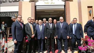 وزير العدل يفتتح مجمع خدمات الشهر العقاري والتوثيق بالغردقة