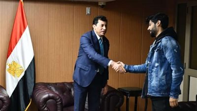 تدخل الدولة .. كشف ملابسات الرعاية الصحية لإبراهيم شيكا ونهلة رمضان وصابرعيد 