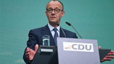 ميرز يؤكد حق نتنياهو في زيارة ألمانيا رغم مذكرة المحكمة الجنائية الدولية