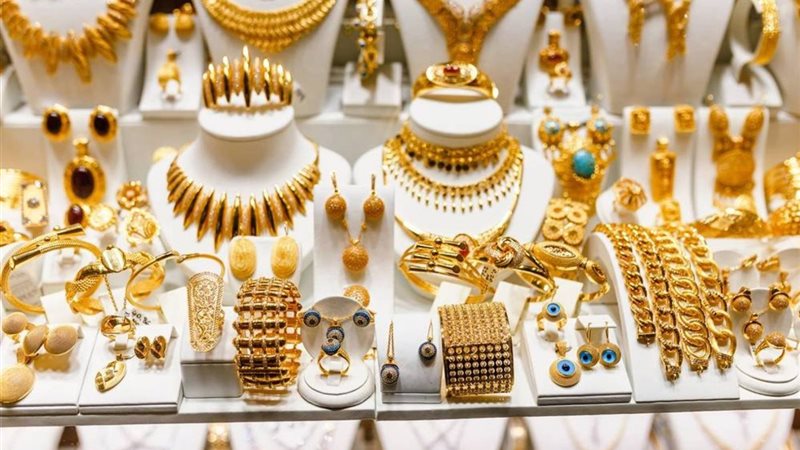 سعر الذهب بمنتصف