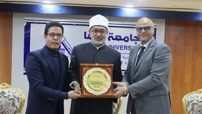 محافظ القليوبية ورئيس جامعة بنها يستقبلان مفتي الجمهورية في ندوة عن الأسرة