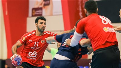 بالصور.. الأهلي يهزم الزهور ويستمر على صدارة دوري محترفي اليد